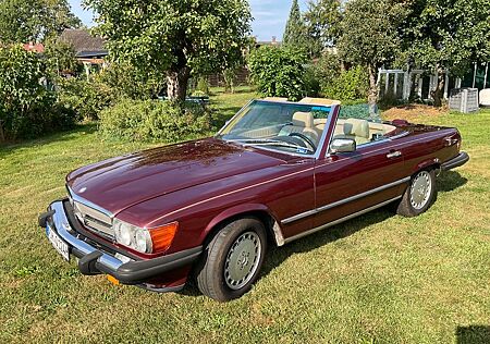 Mercedes-Benz SL 560