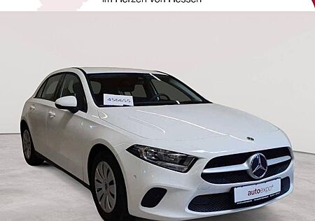 Mercedes-Benz A 180 d 7G-DCT NAVI KAM PDC