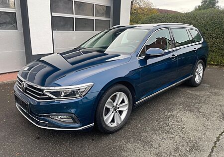 VW Passat Variant Volkswagen Elegance/Matrix-LED/Leder