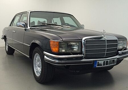 Mercedes-Benz 450 SEL 6.9 W116