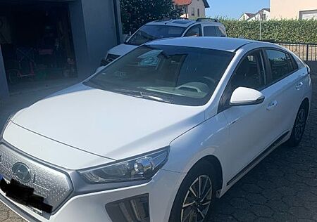 Hyundai Ioniq ELEKTRO -