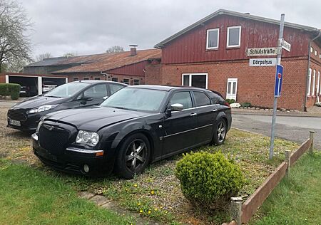 Chrysler 300C Touring 3.0 CRD Autom. -