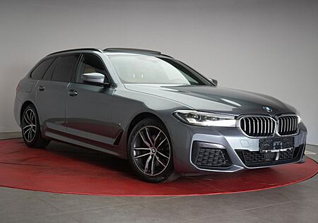 BMW 520 d Touring Navi/Leder/ACC/Kamera/Virtual/Pano