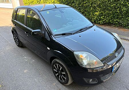 Ford Fiesta Style