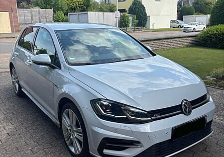 VW Golf Volkswagen 7 1.5 TSI R Line