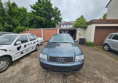 Audi A6 Avant 2.5 TDI quattro * Leder * AHK * PDC