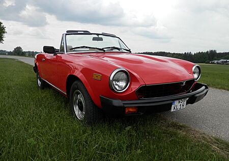 Fiat 124 Spider