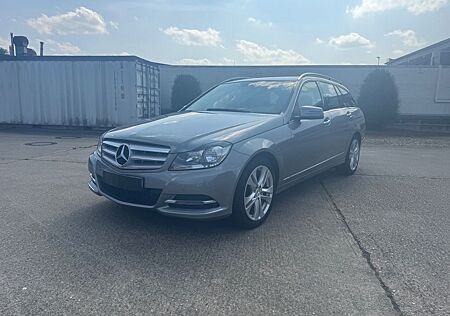 Mercedes-Benz C 180 C180T AVANTGARDE + NAVI + PDC + Tempo + SHZ