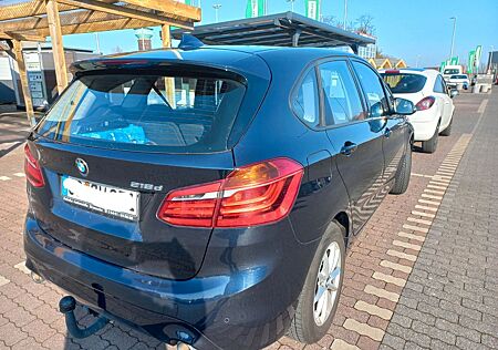 BMW 218d 218 Active Tourer Aut. Temp. PDC, AHK, SHZ