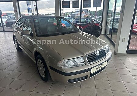 Skoda Octavia Lim. 1.Hand/Tüv.Neu/PDC/WenigKM