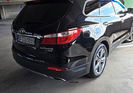 Hyundai Grand Santa Fe 2.2 CRDi Style 4WD Automatik ...