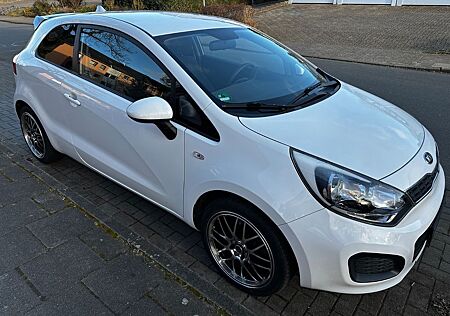 Kia Rio 1.2 Klima Alu Sport TÜV 05/2027