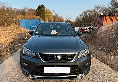 Seat Ateca 2.0 TSI 4Drive FR LINE KAMERA,PANO,KEYLESS,VC