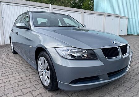 BMW 318i 3 Lim. *1.Hand*Klimaautomatik*PDC*Scheckh.*