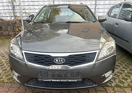 Kia Cee'd Sportswagon 1.4 CVVT Spirit ; 1.Hand