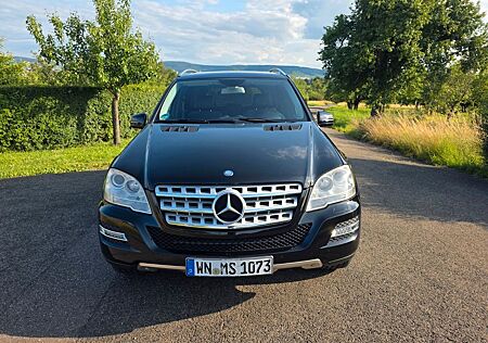 Mercedes-Benz ML 350 CDI 4MATIC -Standheizung, Schiebedach,