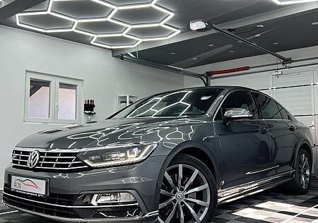 VW Passat Volkswagen Lim. Highline 4Motion R-LINE/ACC/AHK/STHZ