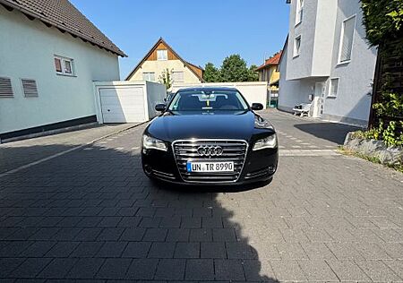 Audi A8 4.2 TDI clean diesel tiptronic quattro -