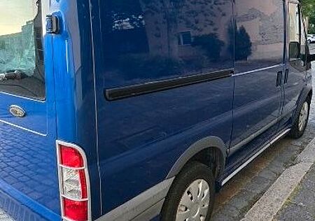 Ford Transit /Tourneo LKW Geschl.Kasten