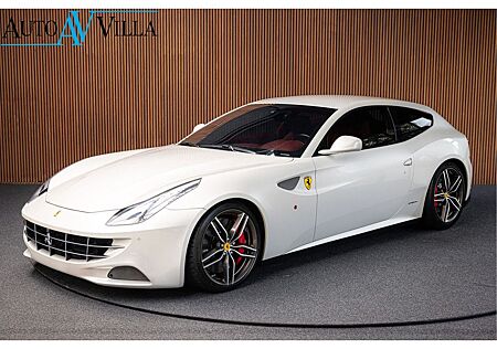 Ferrari FF 6.3 V12 Carbon Camera Lift Passengerdisplay N