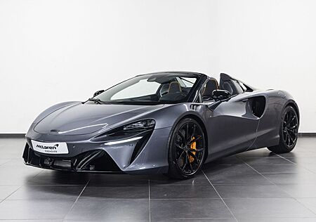 McLaren Artura Spider