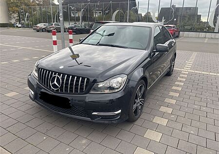 Mercedes-Benz C 250 AVANTGARDE - FINAL EDITION C