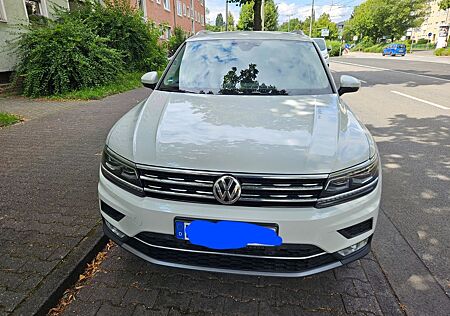 VW Tiguan Volkswagen 2.0 TDI SCR 140kW DSG 4MOTION Highlin...