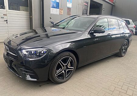 Mercedes-Benz E 300 T-Modell de/ AMG LINE/ PANORAMA
