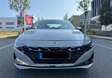 Hyundai Elantra 1.6