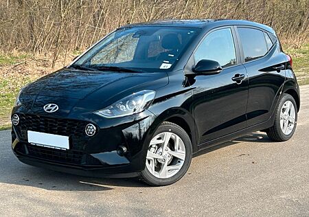 Hyundai i10 1.0 Connect & Go *Navi*Klima*Kamera*CarPlay*