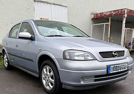 Opel Astra 1,6 NEU TÜV / 1 HAND *RADIO*KLIMA*ZV