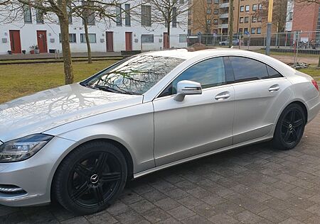 Mercedes-Benz CLS 350 CDI Xenon/Navi/Leder/Keyless/V6