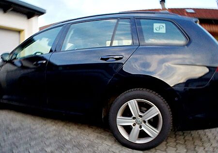 VW Golf Volkswagen 1.6 TDI Variant AHK TÜV Okt26