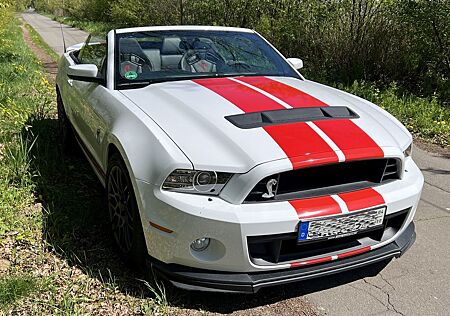 Ford Mustang Shelby GT 500 SVT