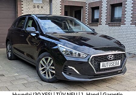 Hyundai i30 YES! PDC Kamera | SZH | LKH | Lane | CarPlay