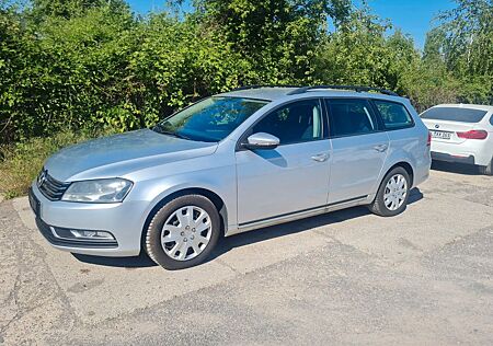 VW Passat Variant Volkswagen 1.6 TDI BMotion T...