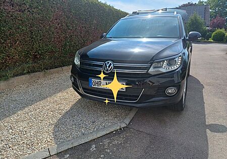 VW Tiguan Volkswagen 2.0 TDI 125kW 4MOTION Track & Style T...