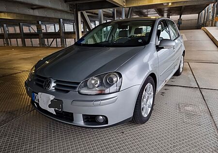 VW Golf Volkswagen 2.0 TDI 6-Gang DPF Trendline Trendline