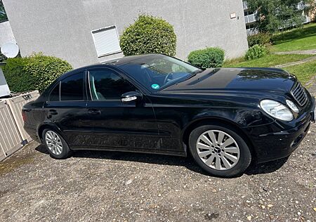 Mercedes-Benz E 200 CDI CLASSIC Classic