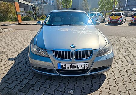 BMW 325i