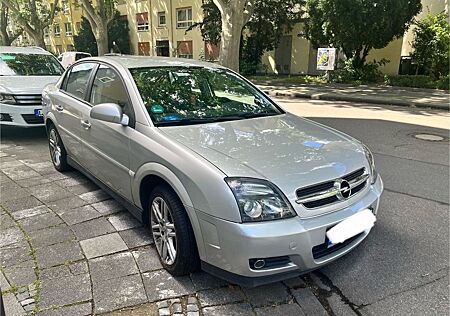 Opel Vectra 2.2 -