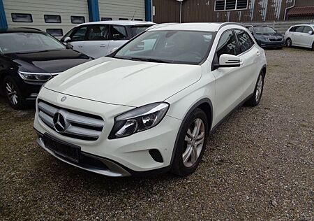 Mercedes-Benz GLA 200 GLA
