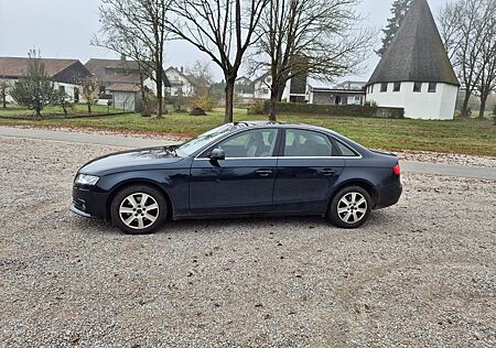 Audi A4 Lim. Attraction-1.HAND-XENON-SHZ-AHK-EURO5-