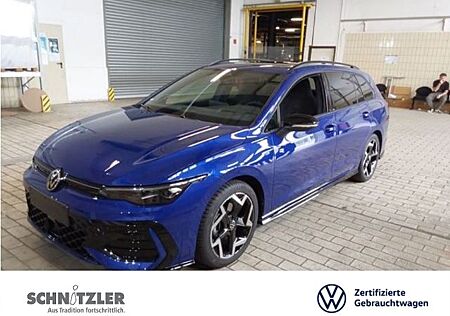 VW Golf Volkswagen Variant R-Line 1.5 eTSI DSG MATRIX/NAVI/KAM