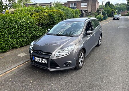 Ford Focus 2,0TDCi 85kW PowerShift Titanium Turni...