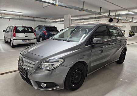 Mercedes-Benz B 180 CDI BlueEFFICIENCY - Sports Tourer