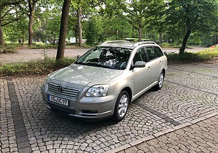 Toyota Avensis Combi 1.8-l-VVT-i -