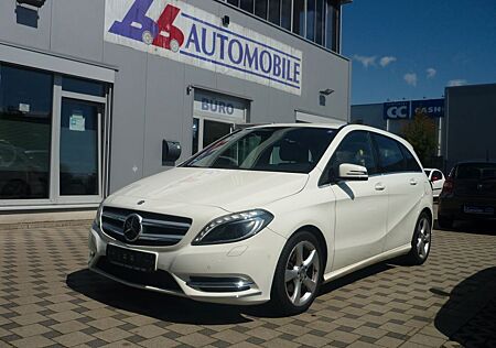 Mercedes-Benz B 180 B -Klasse NAVI AHK PDC