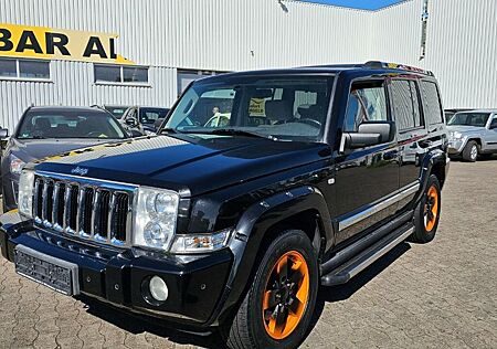 Jeep Commander 3.0 CRD 4X4 AT- 7 SITZER TÜV 3.27 PANO