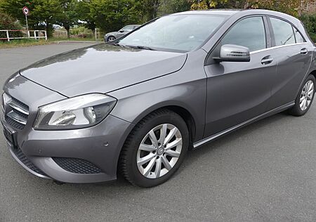 Mercedes-Benz A 180 Style automatic